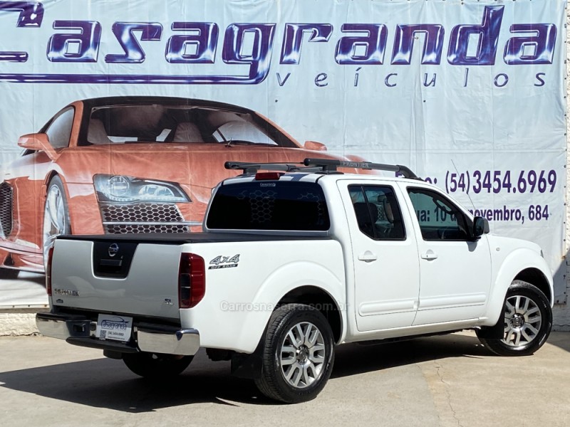 FRONTIER 2.5 SL 4X4 CD TURBO ELETRONIC DIESEL 4P AUTOMÁTICO - 2013 - BENTO GONçALVES