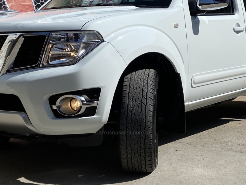 FRONTIER 2.5 SL 4X4 CD TURBO ELETRONIC DIESEL 4P AUTOMÁTICO - 2013 - BENTO GONçALVES