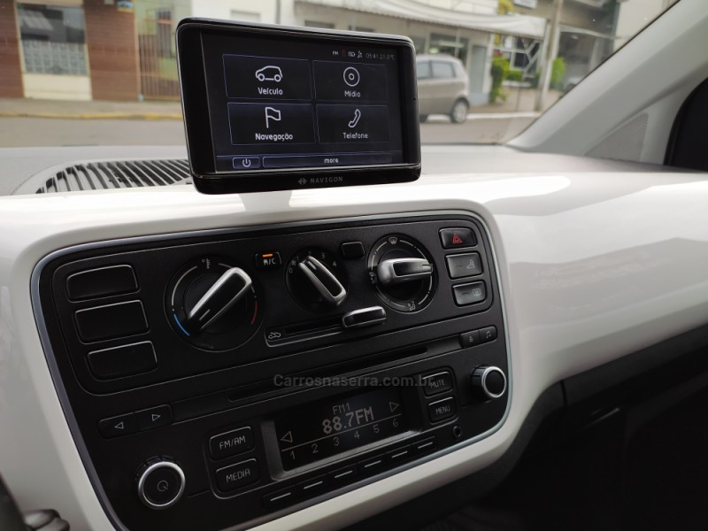 UP 1.0 TSI RBW 12V FLEX 4P MANUAL - 2015 - NOVO HAMBURGO