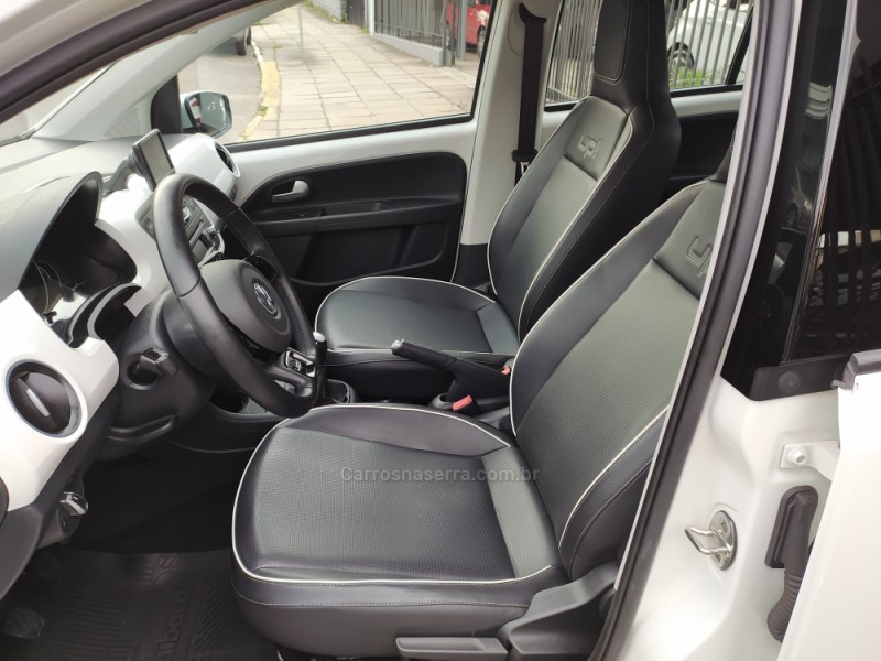 UP 1.0 TSI RBW 12V FLEX 4P MANUAL - 2015 - NOVO HAMBURGO