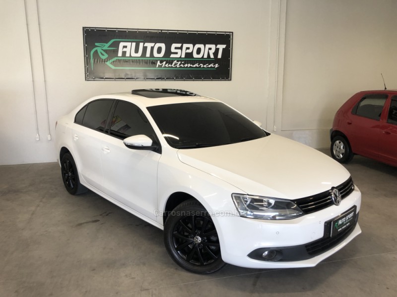 JETTA 2.0 COMFORTLINE FLEX 4P TIPTRONIC - 2013 - CAXIAS DO SUL