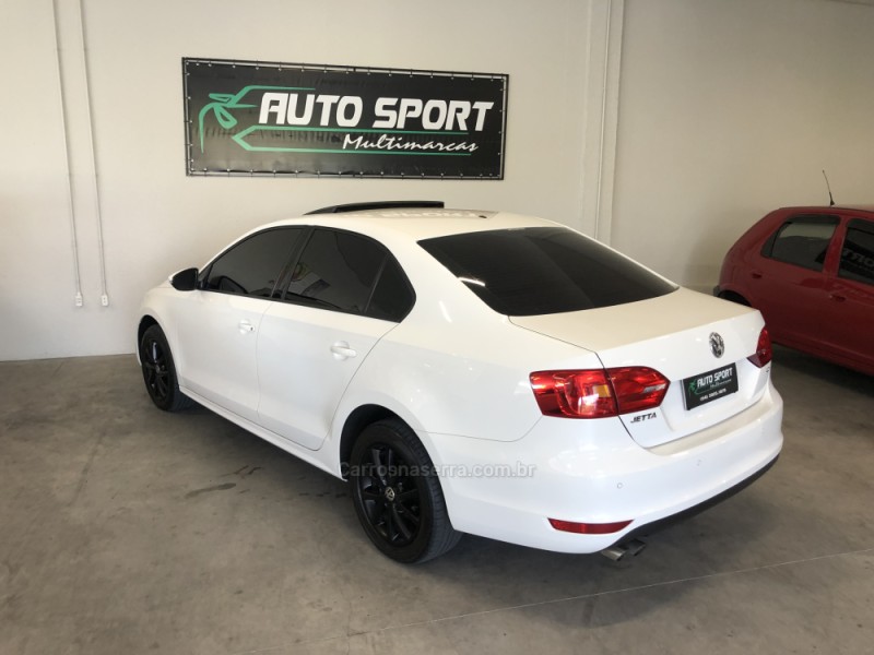JETTA 2.0 COMFORTLINE FLEX 4P TIPTRONIC - 2013 - CAXIAS DO SUL