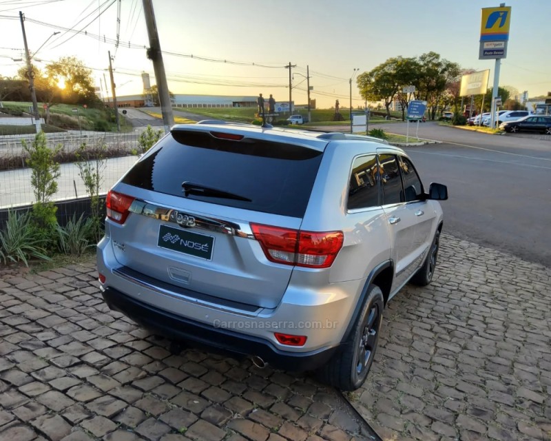 CHEROKEE 3.7 LIMITED 4X4 V6 12V GASOLINA 4P AUTOMÁTICO - 2011 - NãO-ME-TOQUE