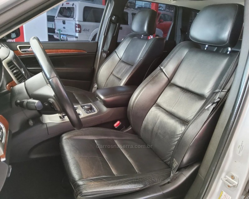 CHEROKEE 3.7 LIMITED 4X4 V6 12V GASOLINA 4P AUTOMÁTICO - 2011 - NãO-ME-TOQUE