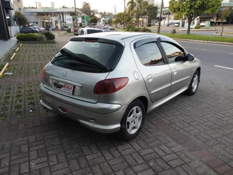 206 1.6 FELINE 16V GASOLINA 4P MANUAL - 2004 - CAXIAS DO SUL