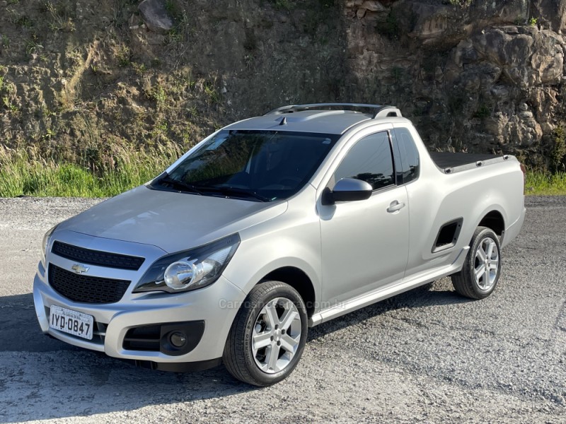 montana 1.4 mpfi sport cs 8v flex 2p manual 2018 caxias do sul