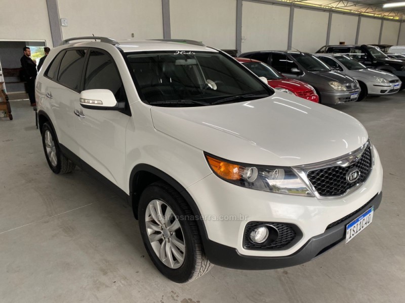 SORENTO 2.4 EX2 4X2 16V GASOLINA 4P AUTOMÁTICO - 2012 - BOM PRINCíPIO