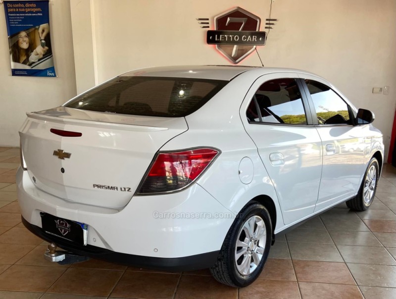 PRISMA 1.4 MPFI LTZ 8V FLEX 4P MANUAL - 2015 - IGREJINHA