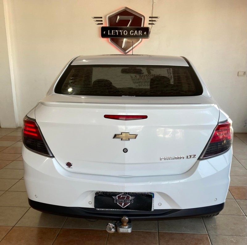 PRISMA 1.4 MPFI LTZ 8V FLEX 4P MANUAL - 2015 - IGREJINHA