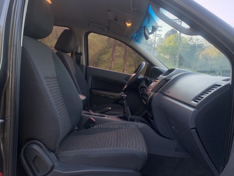 RANGER 2.5 XLS 4X2 CD 16V FLEX 4P MANUAL - 2013 - CAXIAS DO SUL