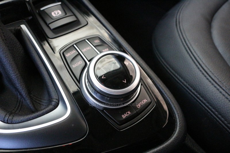 220I 2.0 CAT GP 16V TURBO ACTIVEFLEX 4P AUTOMÁTICO - 2017 - TAQUARA
