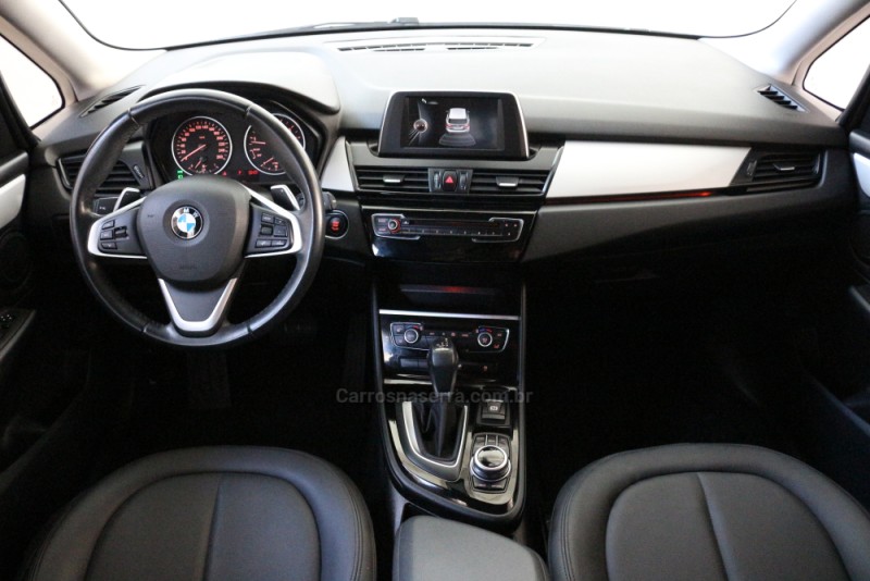 220I 2.0 CAT GP 16V TURBO ACTIVEFLEX 4P AUTOMÁTICO - 2017 - TAQUARA