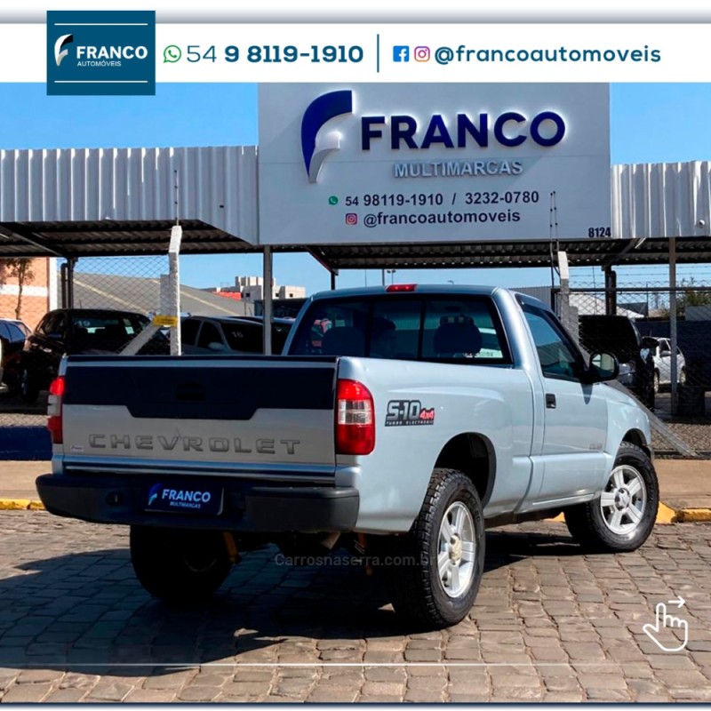 S10 2.8 COLINA 4X4 CS 12V TURBO ELECTRONIC INTERCOOLER DIESEL 2P MANUAL - 2011 - VACARIA