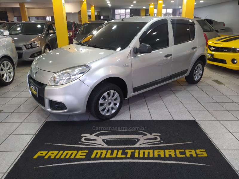 sandero 1.0 authentique 16v flex 4p manual 2013 caxias do sul