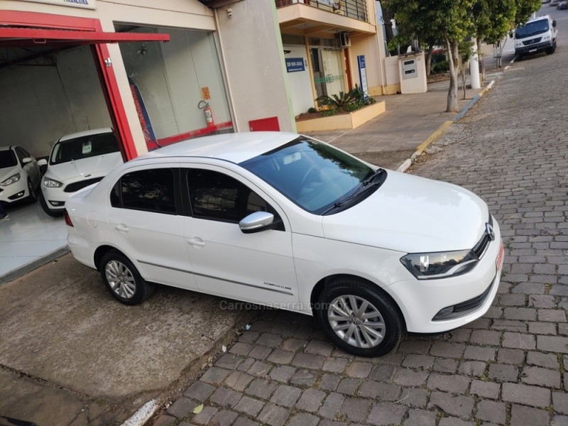 VOYAGE 1.6 MI COMFORTLINE 8V FLEX 4P MANUAL - 2013 - GUAPORé