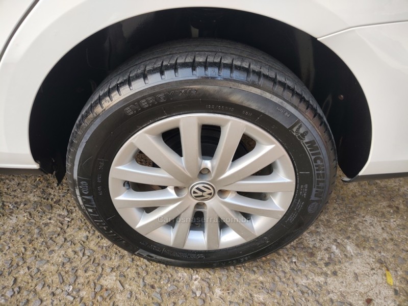 VOYAGE 1.6 MI COMFORTLINE 8V FLEX 4P MANUAL - 2013 - GUAPORé