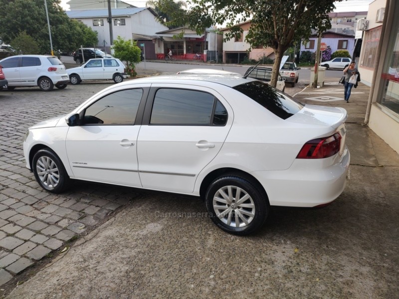 VOYAGE 1.6 MI COMFORTLINE 8V FLEX 4P MANUAL - 2013 - GUAPORé