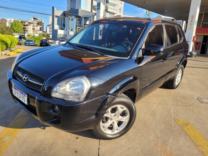 tucson 2.0 mpfi gl 16v 142cv 2wd gasolina 4p automatico 2010 caxias do sul