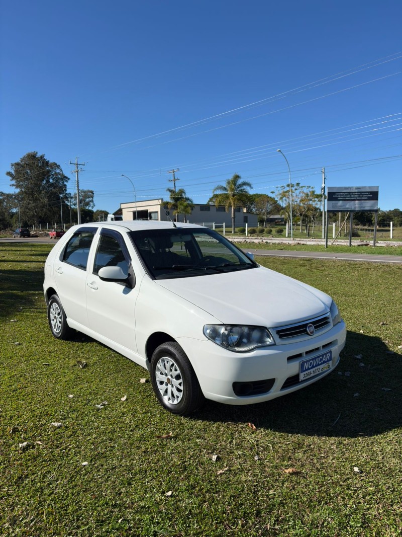 PALIO 1.0 MPI FIRE ECONOMY 8V FLEX 4P MANUAL - 2016 - FARROUPILHA