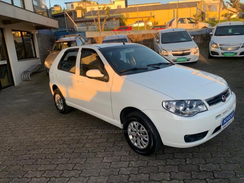 PALIO 1.0 MPI FIRE ECONOMY 8V FLEX 4P MANUAL - 2016 - FARROUPILHA