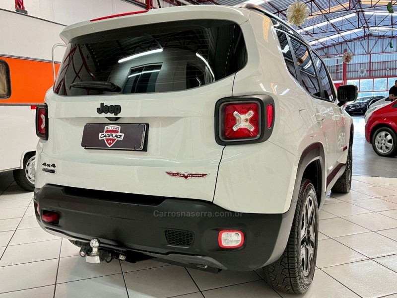 RENEGADE 2.0 16V TURBO DIESEL TRAILHAWK 4P 4X4 AUTOMÁTICO - 2016 - NOVO HAMBURGO