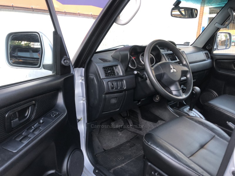 PAJERO TR4 2.0 4X2 16V 140CV FLEX 4P AUTOMÁTICO - 2013 - BENTO GONçALVES