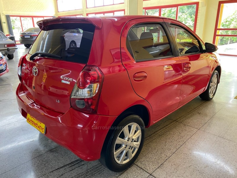 ETIOS 1.5 X PLUS 16V FLEX 4P MANUAL - 2020 - NOVA PETRóPOLIS