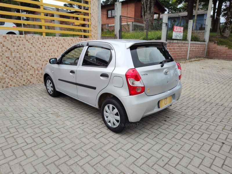 ETIOS 1.3 X 16V FLEX 4P MANUAL - 2013 - CANELA