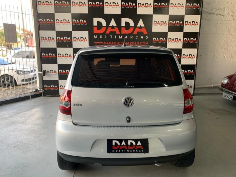 FOX 1.0 MI 8V FLEX 4P MANUAL - 2009 - CAXIAS DO SUL