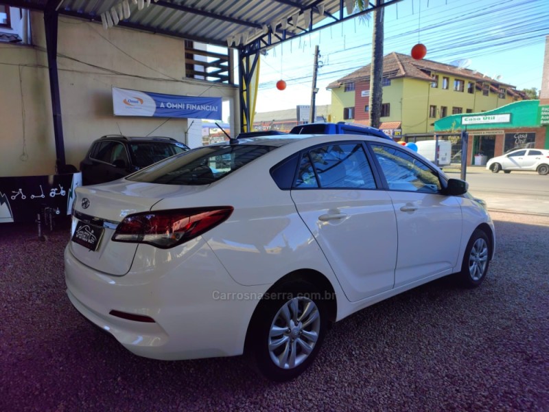 HB20S 1.0 COMFORT PLUS 12V FLEX 4P MANUAL - 2019 - CANELA