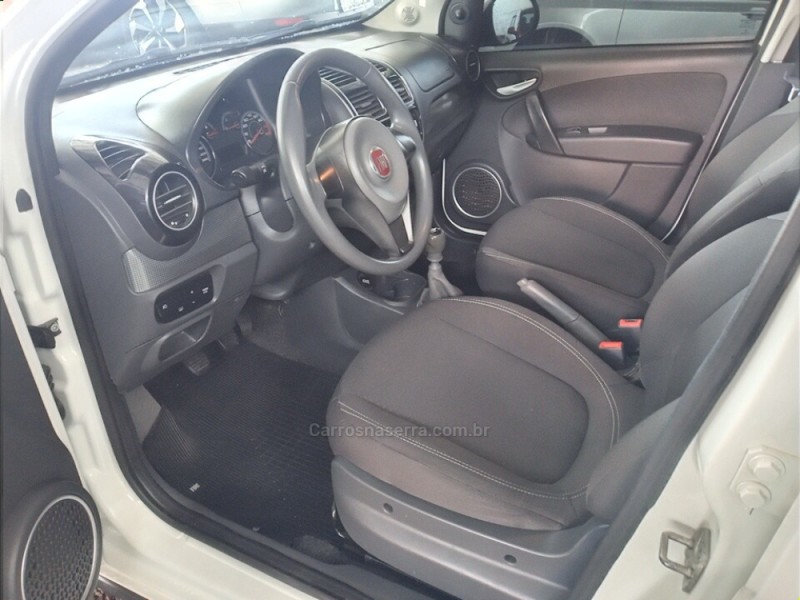 SIENA 1.4 MPI ATTRACTIVE 8V FLEX 4P MANUAL - 2015 - CAXIAS DO SUL