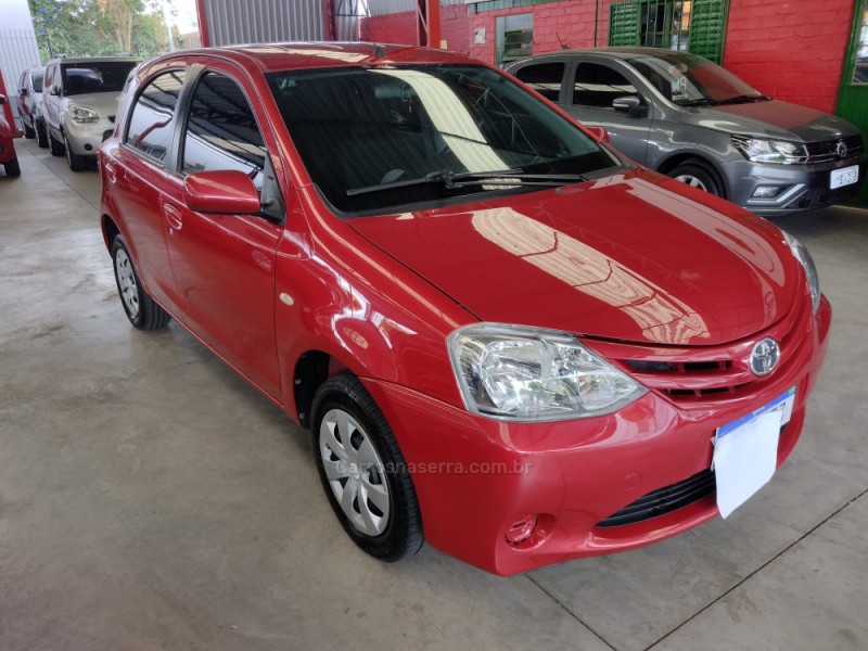 ETIOS 1.3 XS 16V FLEX 4P MANUAL - 2013 - CAXIAS DO SUL