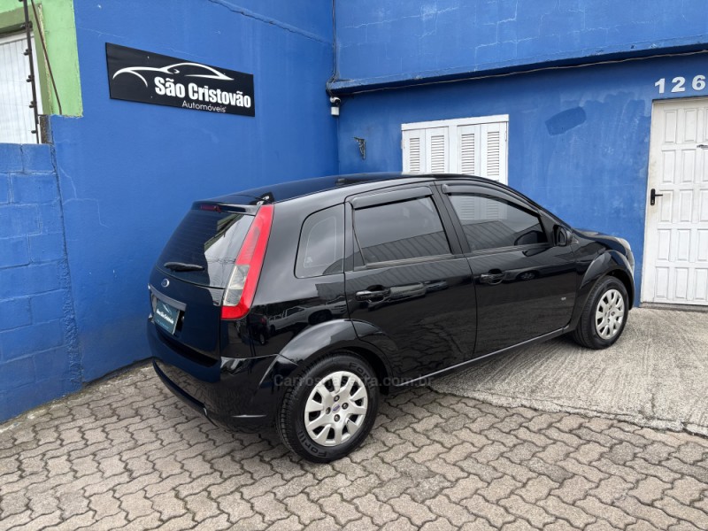 FIESTA 1.0 SE 8V FLEX 4P MANUAL - 2014 - CAXIAS DO SUL