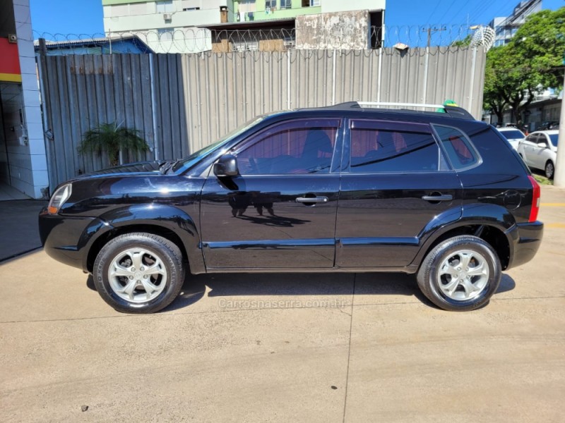 TUCSON 2.0 MPFI GL 16V 142CV 2WD GASOLINA 4P MANUAL - 2012 - CAXIAS DO SUL