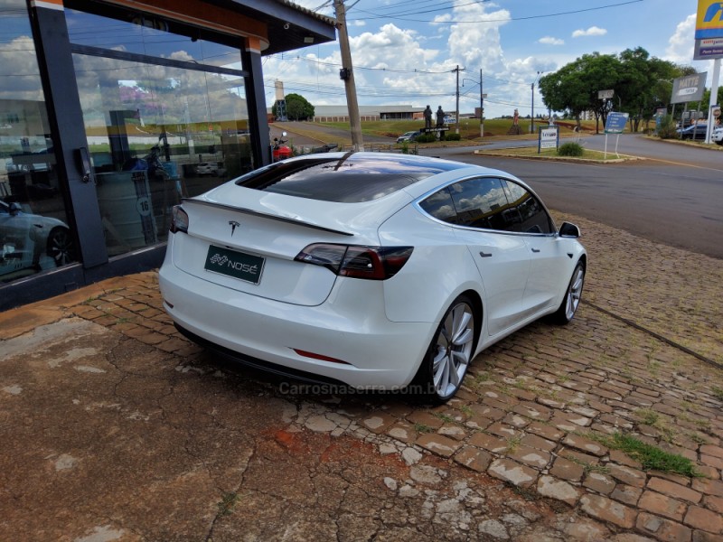 MODEL S 70D AWD 4P ELÉTRICO - 2018 - NãO-ME-TOQUE