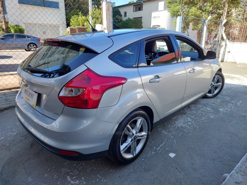 FOCUS 2.0 SE 16V FLEX 4P AUTOMÁTICO - 2014 - BENTO GONçALVES