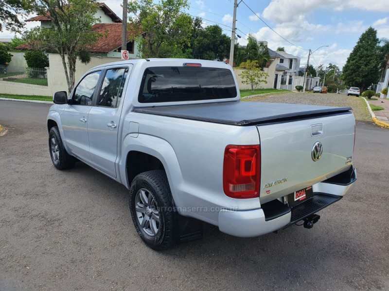 AMAROK 2.0 S 4X4 CD 16V TURBO INTERCOOLER DIESEL 4P MANUAL - 2011 - SãO LEOPOLDO