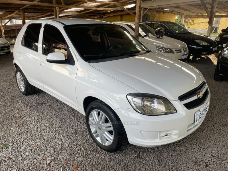 CELTA 1.0 MPFI LT 8V FLEX 4P MANUAL - 2013 - FARROUPILHA