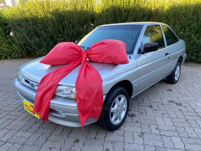 escort 1.6 l 8v alcool 2p manual 1993 caxias do sul