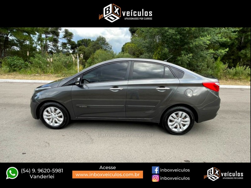 HB20S 1.0 COMFORT PLUS 12V FLEX 4P MANUAL - 2018 - GRAMADO