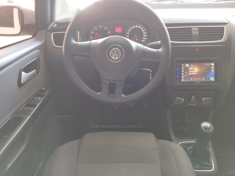 FOX 1.6 MI 8V FLEX 4P MANUAL - 2012 - FARROUPILHA