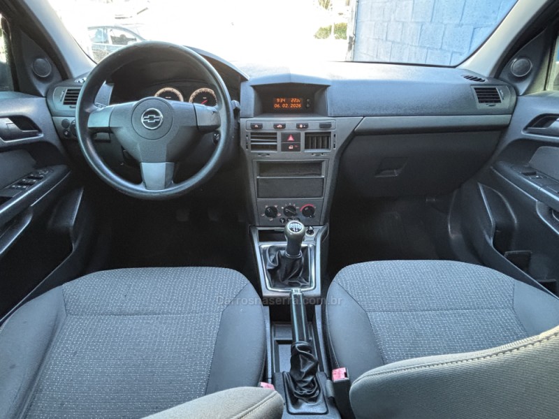 VECTRA 2.0 MPFI EXPRESSION 8V FLEX 4P MANUAL - 2009 - CAXIAS DO SUL