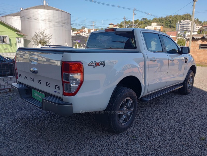 RANGER 2.2 XLS 4X4 CD 16V DIESEL 4P MANUAL - 2019 - FLORES DA CUNHA