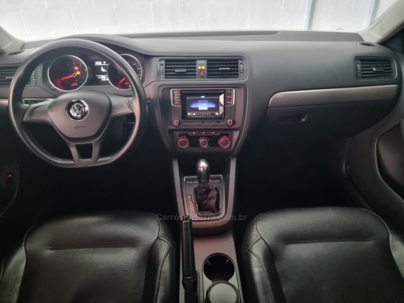 JETTA 1.4 16V TSI TRENDLINE GASOLINA 4P TIPTRONIC - 2016 - FARROUPILHA