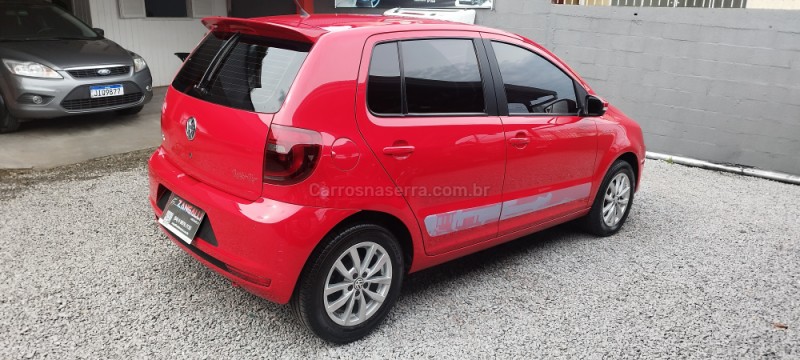 FOX 1.6 MI ROCK IN RIO 8V FLEX 4P MANUAL - 2014 - FARROUPILHA