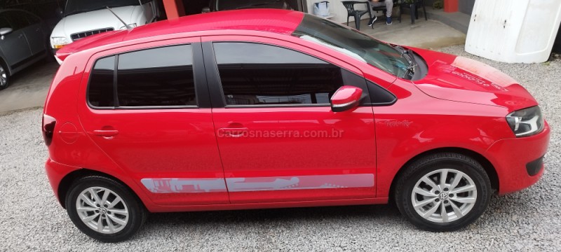 FOX 1.6 MI ROCK IN RIO 8V FLEX 4P MANUAL - 2014 - FARROUPILHA