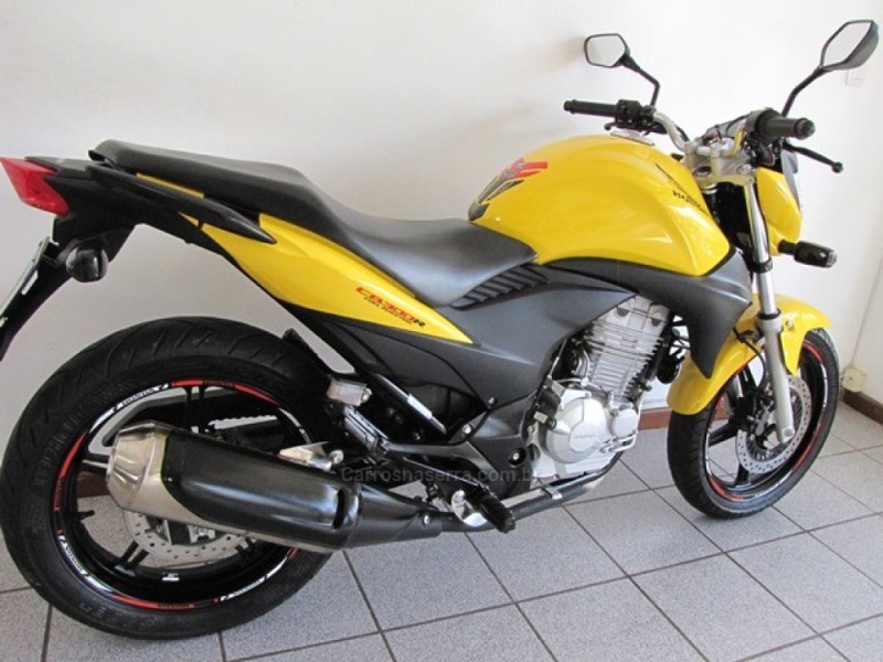 CB 300R  - 2012 - FARROUPILHA