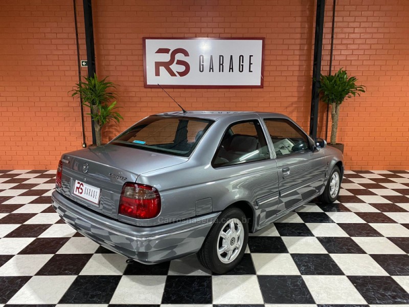 LOGUS 2.0 I WOLFSBURG 8V GASOLINA 2P MANUAL - 1995 - NOVO HAMBURGO