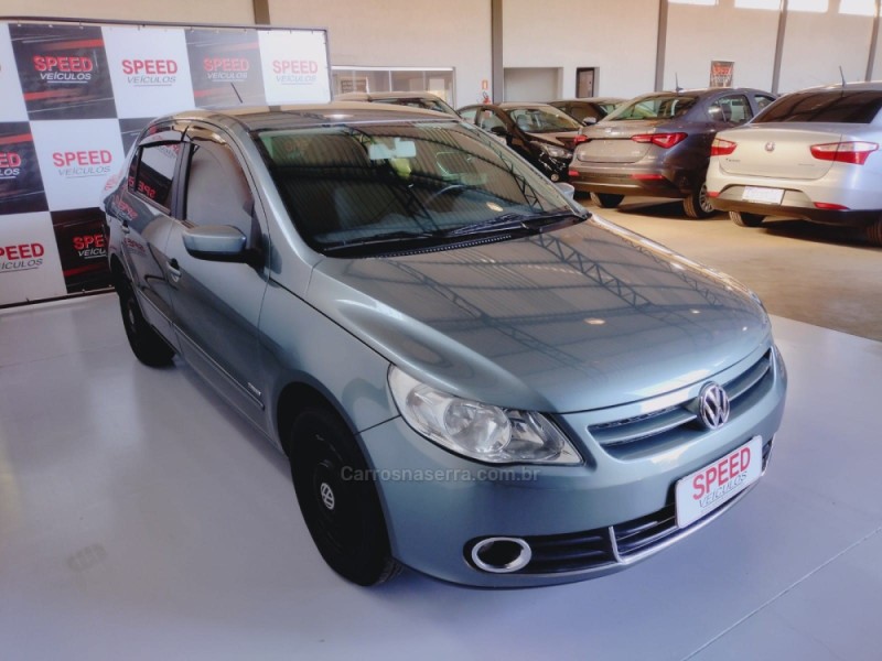 VOYAGE 1.0 MI CITY 8V FLEX 4P MANUAL - 2011 - SãO SEBASTIãO DO CAí