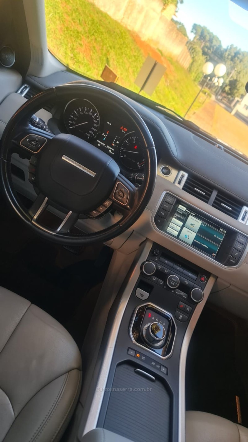 RANGE ROVER EVOQUE 2.0 PURE 4WD 16V GASOLINA 4P AUTOMÁTICO - 2015 - LAGOA VERMELHA